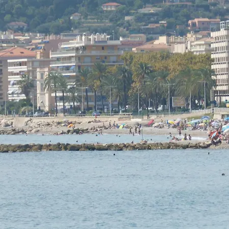 Studiò Méditerranée Apartamento *