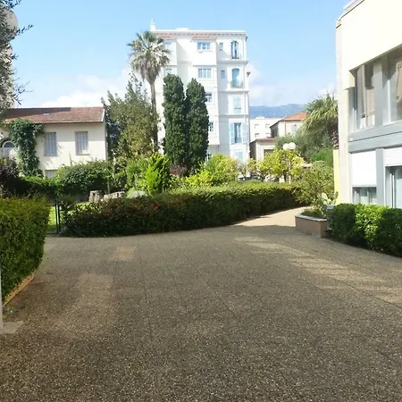 Studiò Méditerranée * Menton